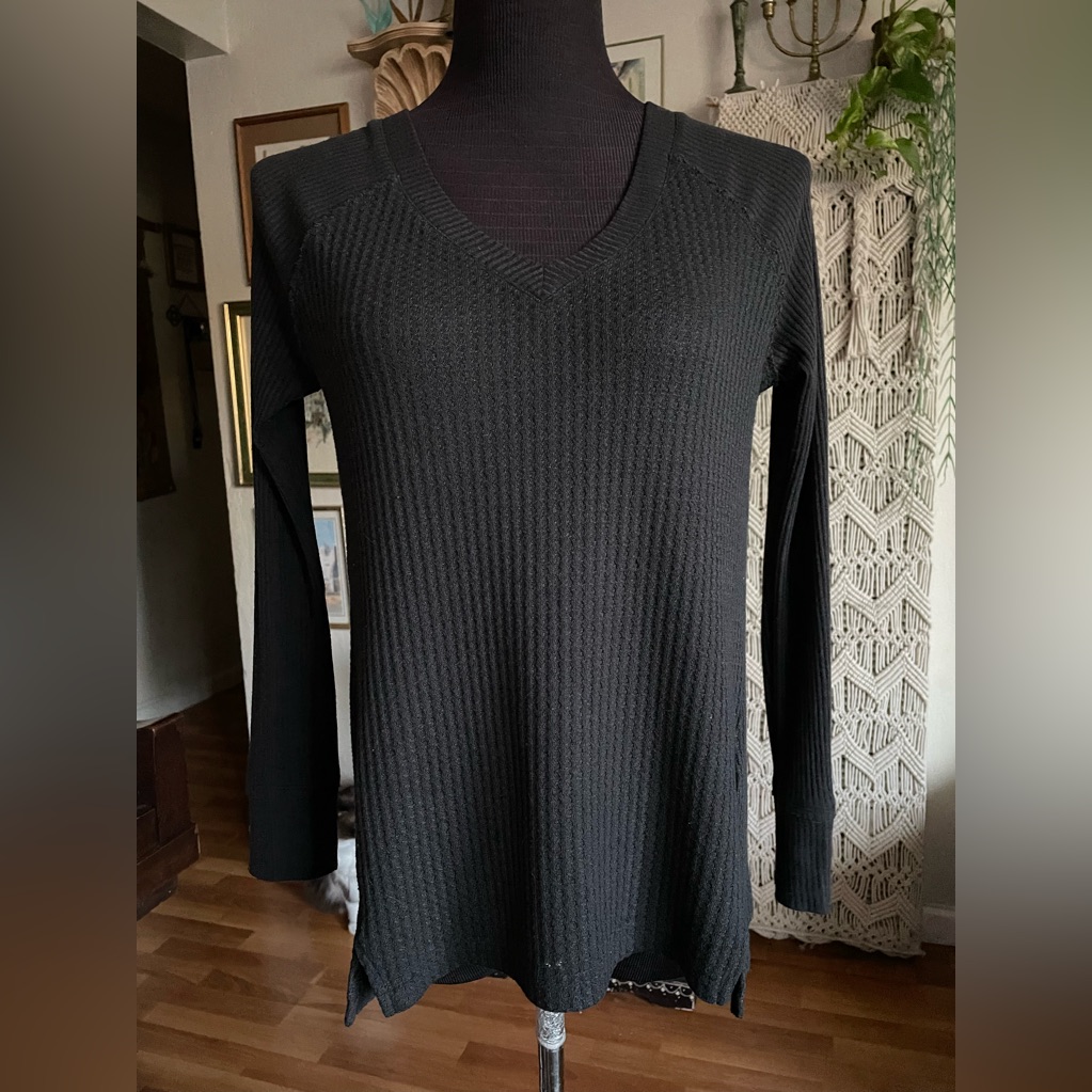 5 For $25 Anthropologie Thermal Top